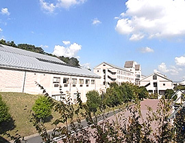 奈良大学